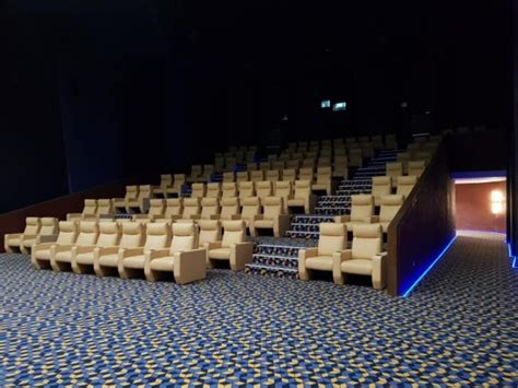 robinsons manila cinema